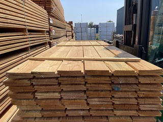 Ca. 120x Douglas Zweeds rabat, 23x190mm, lengte 300cm